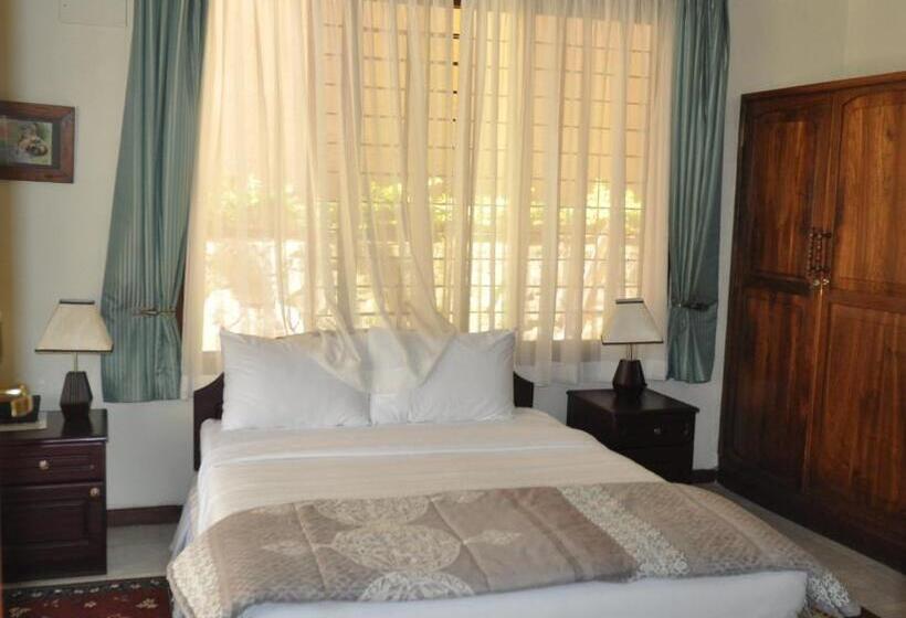 호텔 The Milimani Lodge