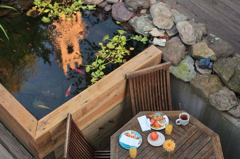 The Provincetown Hotel At Gabriel S