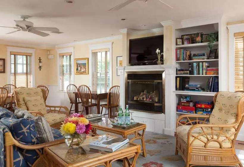 The Provincetown Hotel At Gabriel S