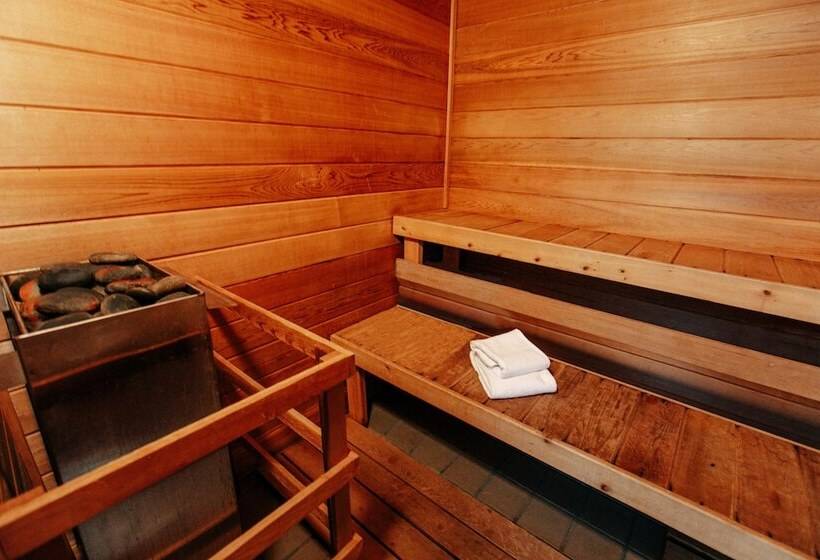 The Provincetown Hotel At Gabriel S