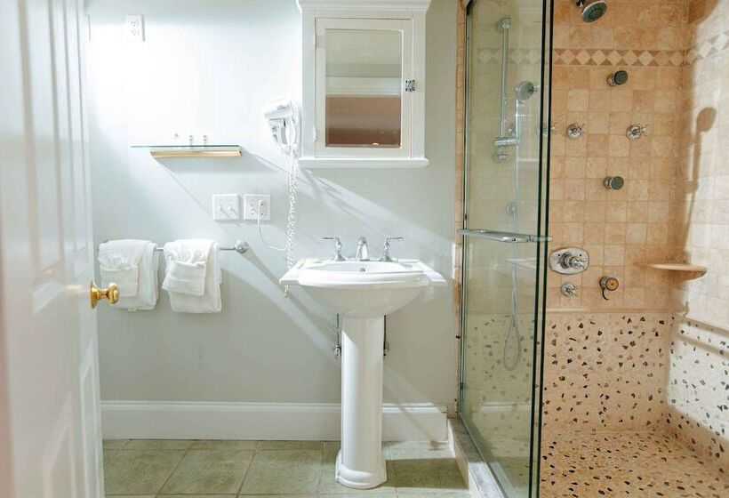 The Provincetown Hotel At Gabriel S