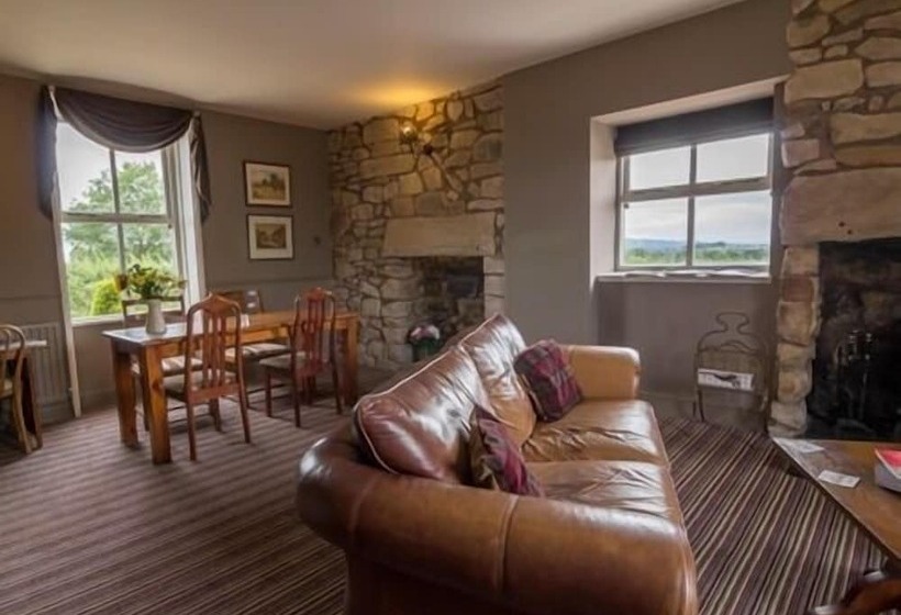 בית מלון כפרי The Red Pump Inn