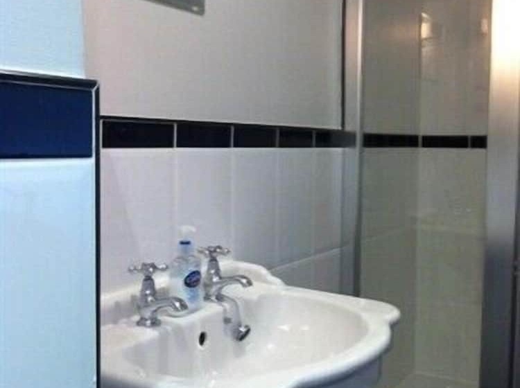 בית מלון כפרי The Red Pump Inn