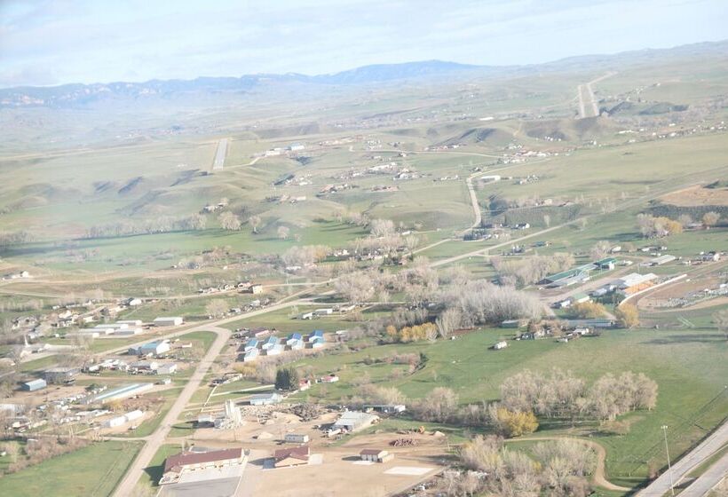 فندق على الطريق Buffalo Inn