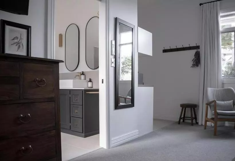 ペンション Walton House