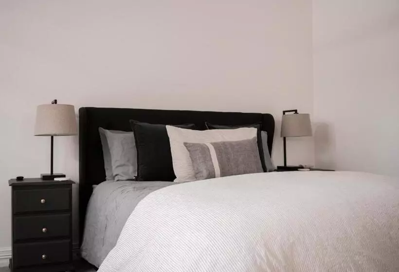 ペンション Walton House