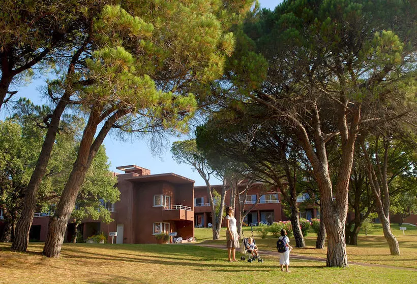 リゾートホテル Village Vacances Azureva Fréjus