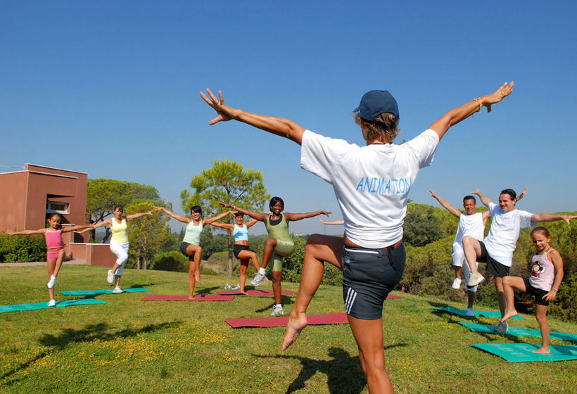 リゾートホテル Village Vacances Azureva Fréjus