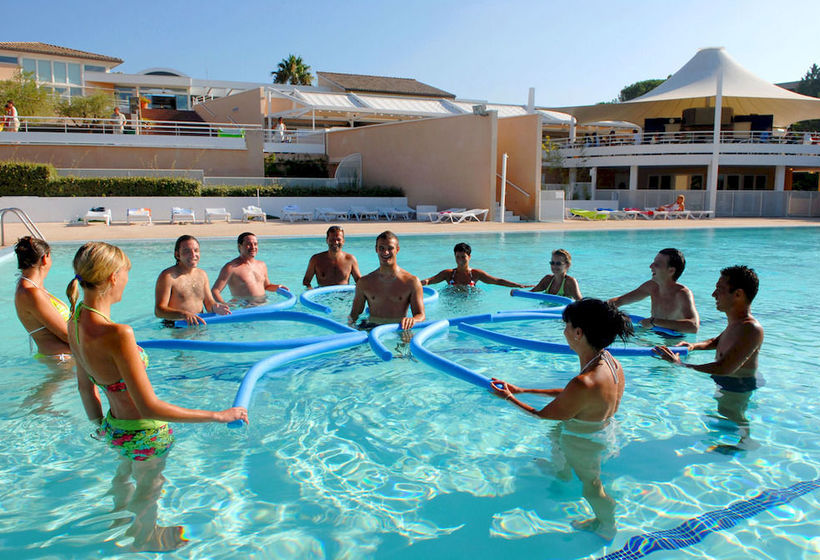 リゾートホテル Village Vacances Azureva Fréjus