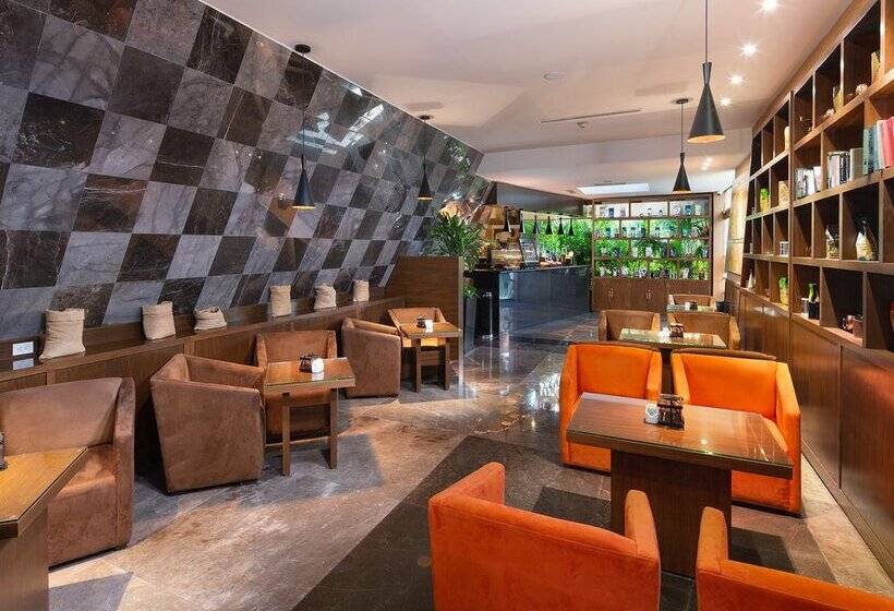 منتجع The Pyramid Cancun