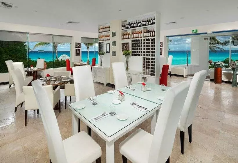 Resort Otel The Pyramid Cancun