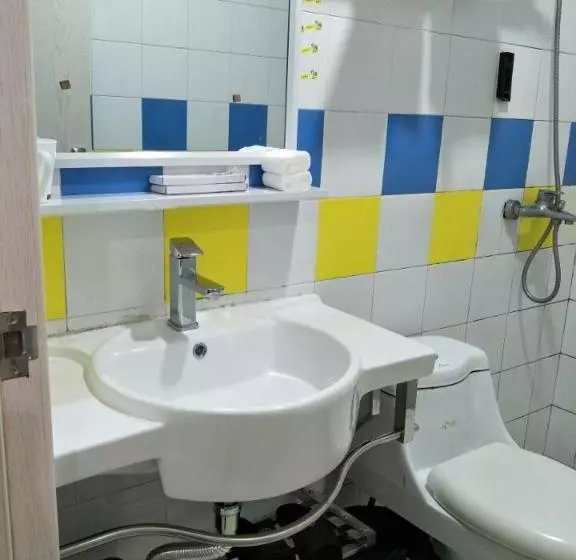 Shanghai Soho Bund International Youth Hostel