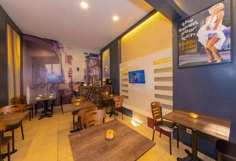 Taksim City Ivy Hostel