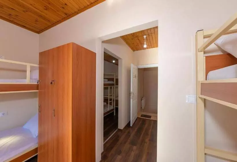 Taksim City Ivy Hostel