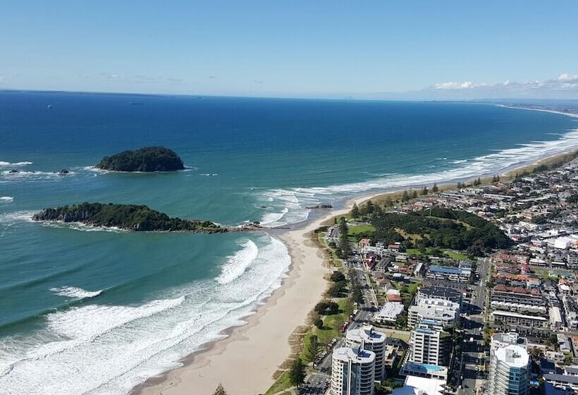 The Pacific Apartments