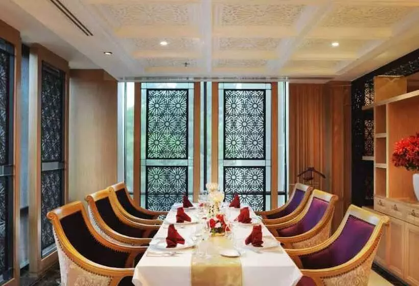 Al Meroz Hotel Bangkok   The Leading Halal