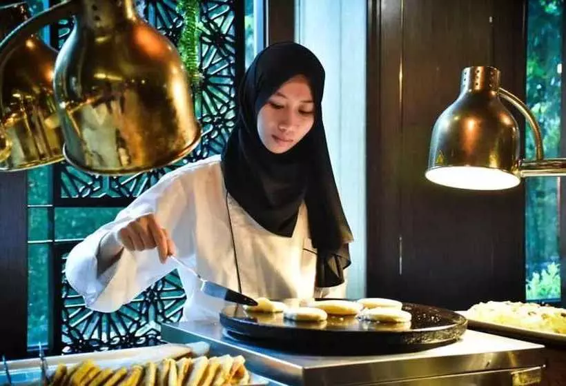 Al Meroz Hotel Bangkok   The Leading Halal