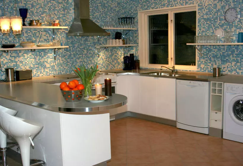 ホテル Bokloster Villal