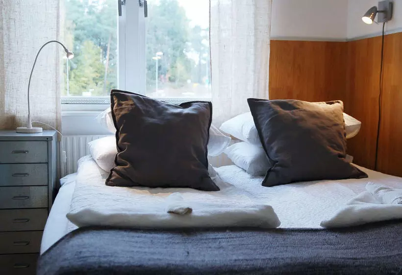 ホテル Bokloster Villal