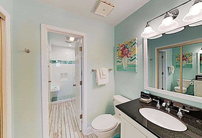 Crystal Villas By Southern Vacation Rentals