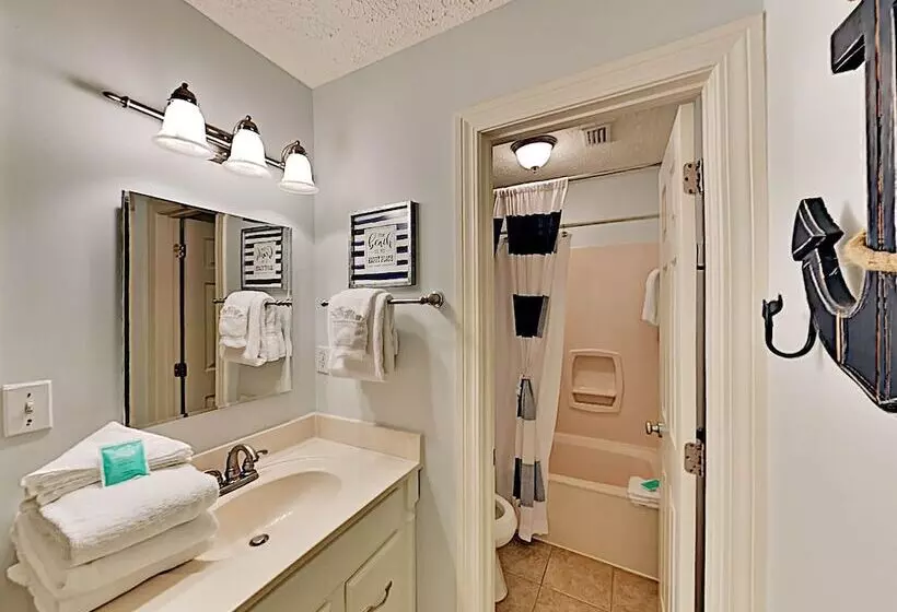 Crystal Villas By Southern Vacation Rentals