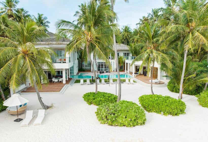 هتل Amilla Maldives