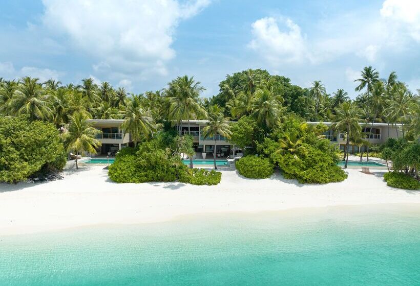 هتل Amilla Maldives