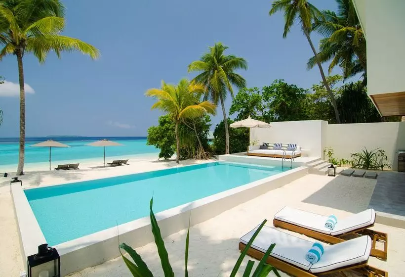 هتل Amilla Maldives
