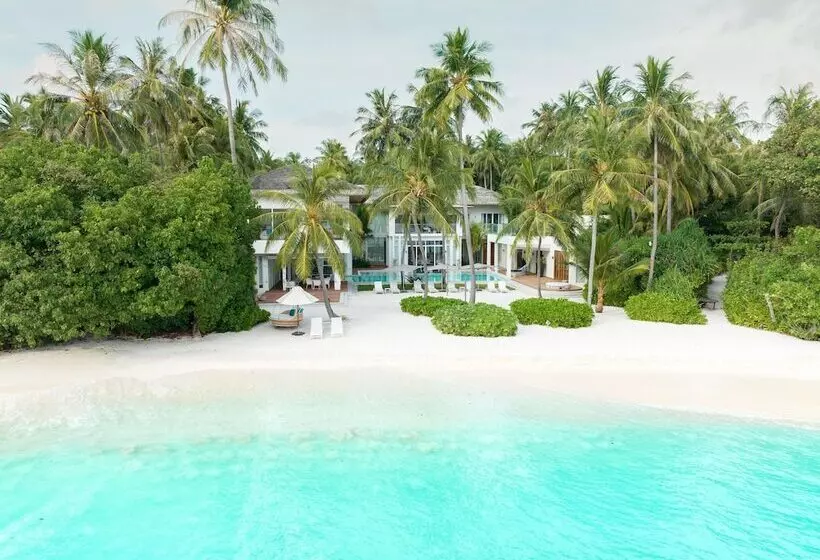 هتل Amilla Maldives