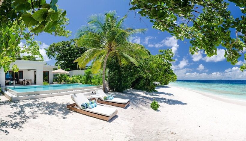 هتل Amilla Maldives
