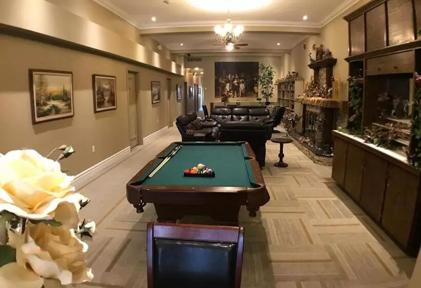 ホテル Balsam Suites Boutique Inn & Residence