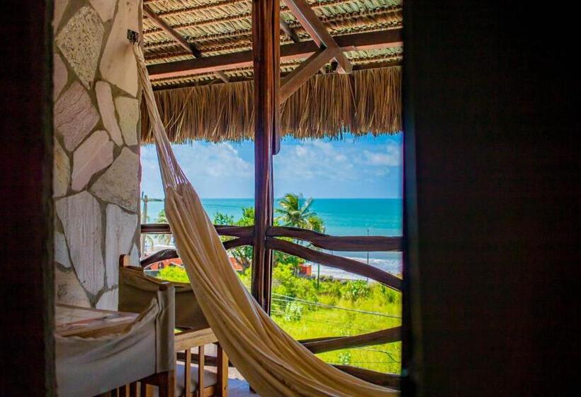 هتل Castelo Beach