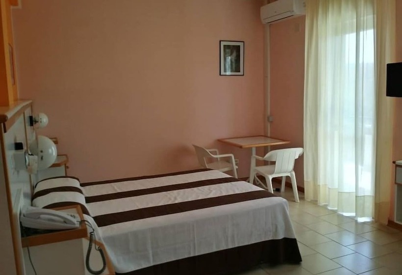 בית מלון כפרי Centro Di Soggiorno Il Belvedere