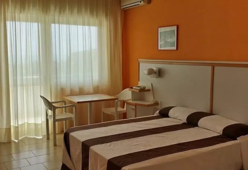 호텔 Centro Di Soggiorno Il Belvedere