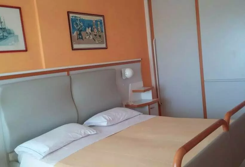 호텔 Centro Di Soggiorno Il Belvedere