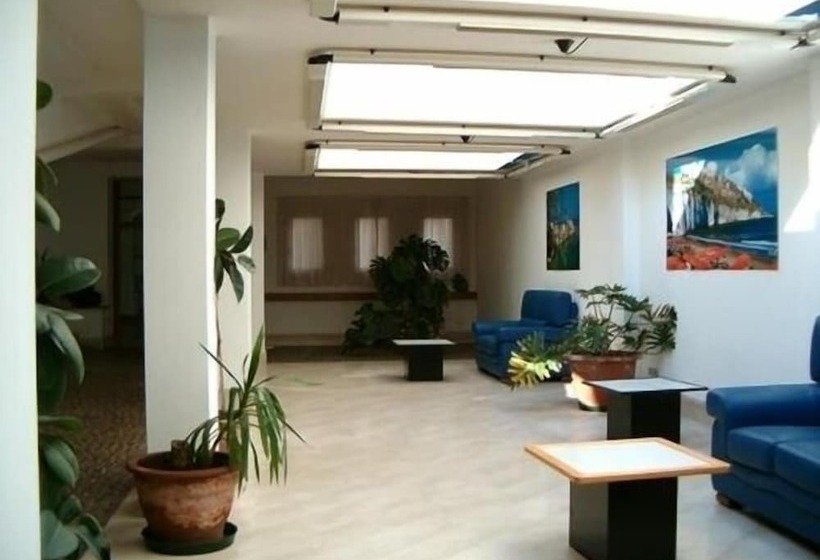 בית מלון כפרי Centro Di Soggiorno Il Belvedere