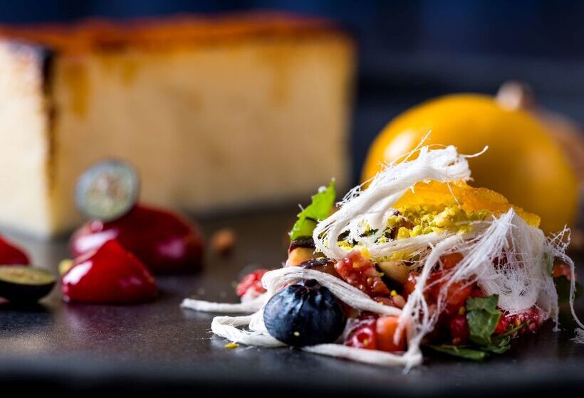 فندق Hilton Garden Inn Krakow Airport