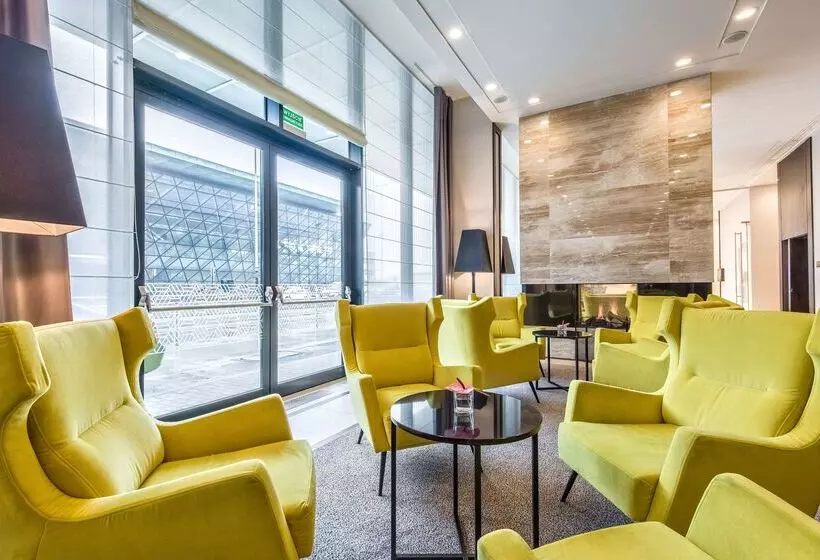 酒店 Hilton Garden Inn Krakow Airport