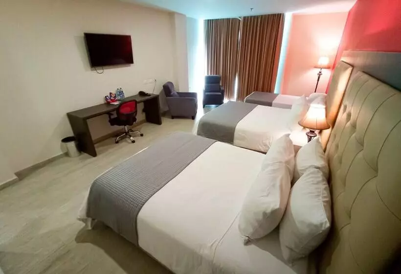 ホテル Hr Amada Cúcuta