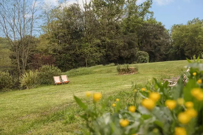 فندق Le Mas De Castel Piscine Chauffee
