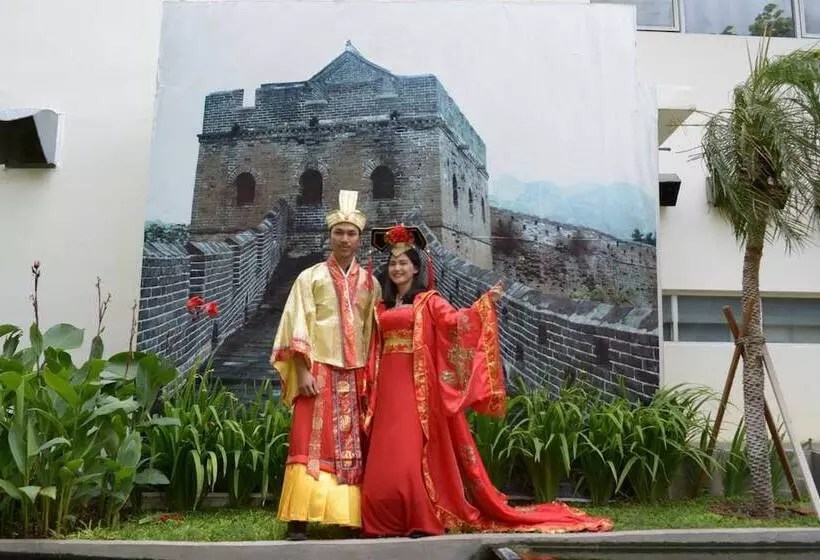 Metland Hotel Cirebon By Horison