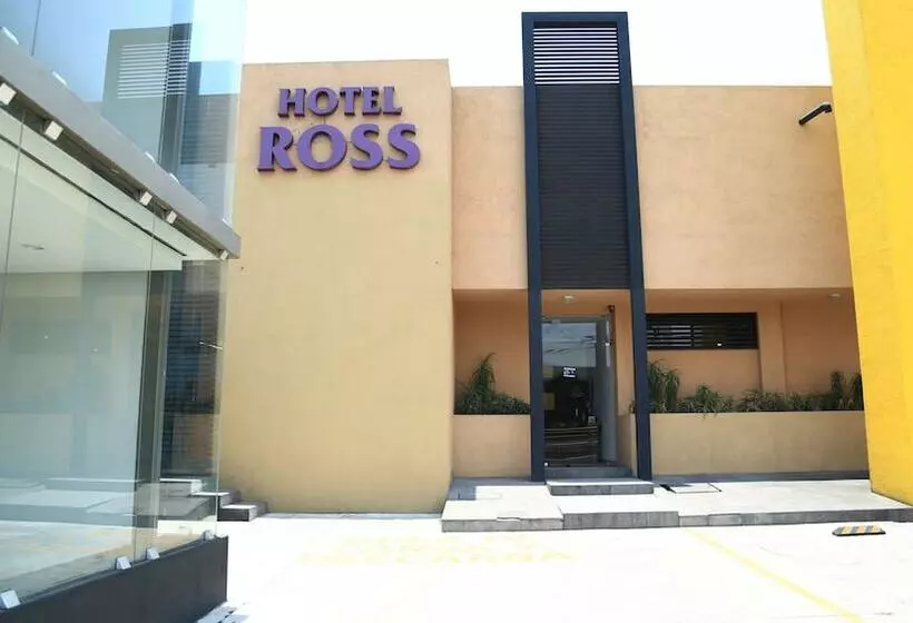 Hotelli Ross
