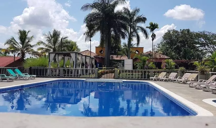 هتل San Antonio Del Cerro