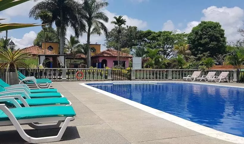 هتل San Antonio Del Cerro