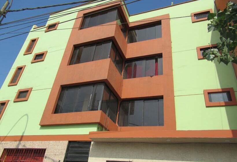 Kurmi Hostel Lima Airport