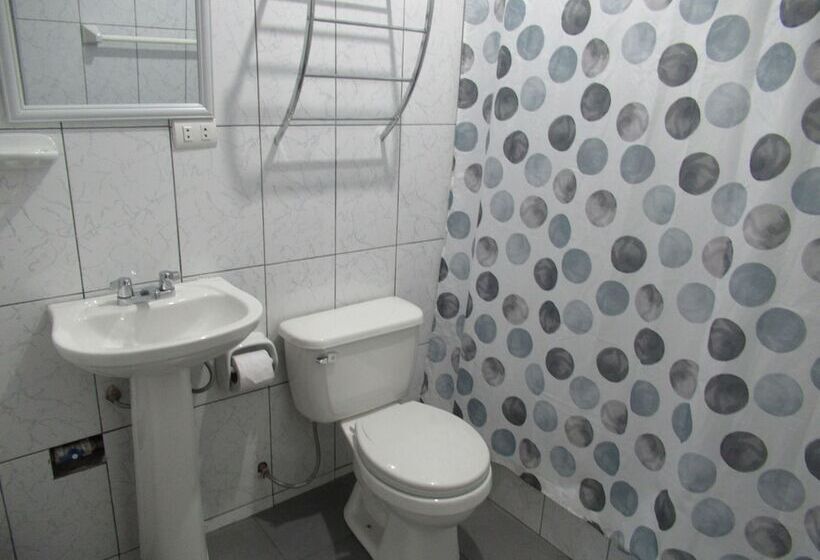 Kurmi Hostel Lima Airport