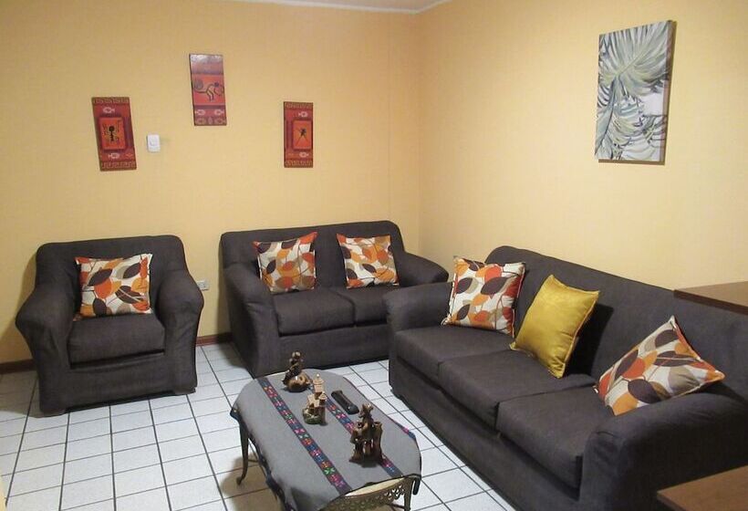 Kurmi Hostel Lima Airport