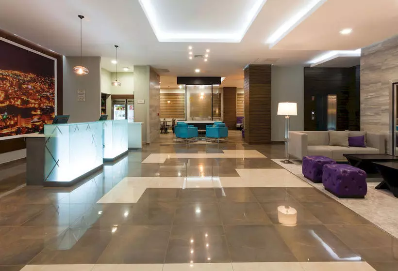 فندق La Quinta By Wyndham Tegucigalpa