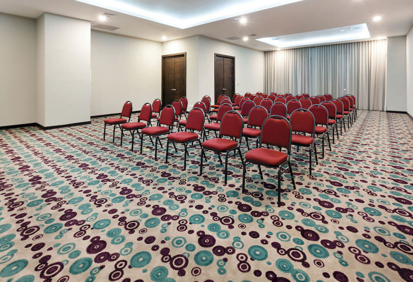 Hotel La Quinta By Wyndham Tegucigalpa