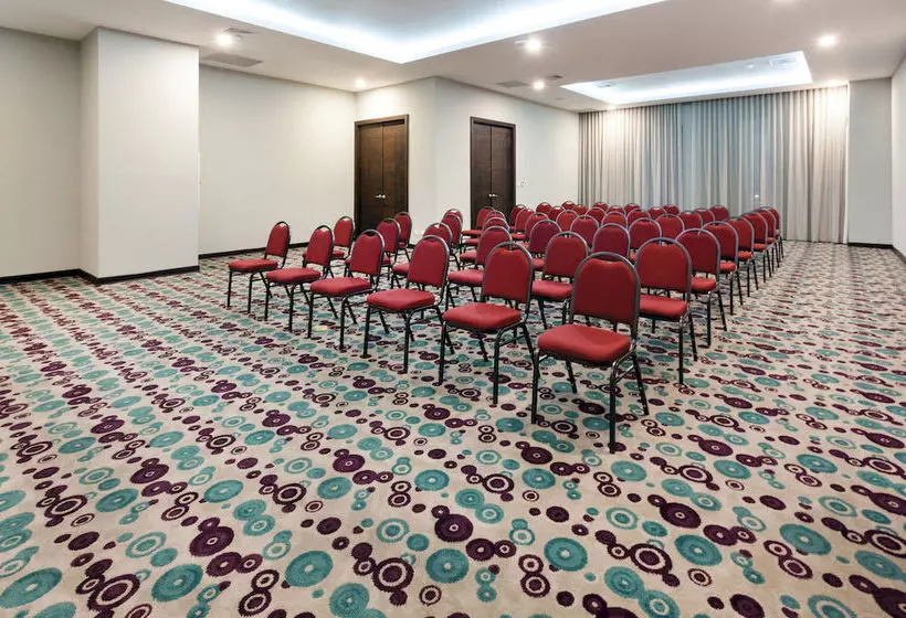 فندق La Quinta By Wyndham Tegucigalpa